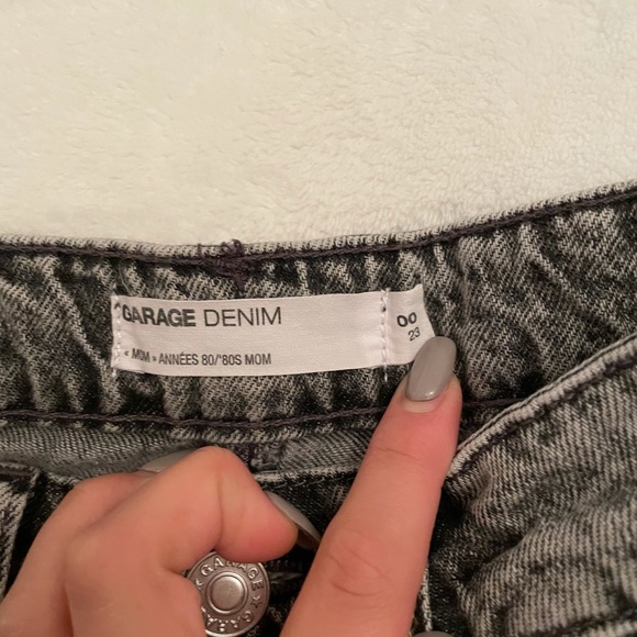 garage black light wash 80s mom jeans! - Picture 2 of 3